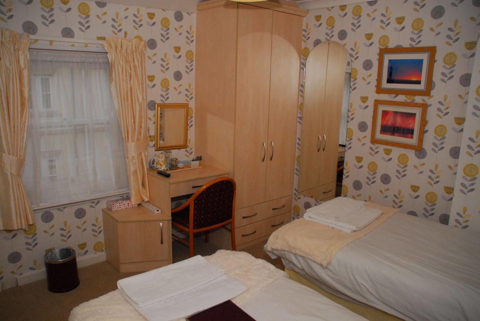 Weymouth Beach B&B - Adult Only Extérieur photo